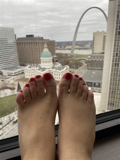 feet onlyfans leak|r/OnlyFansFootLovers